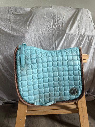 Zadeldekje Harry Horse