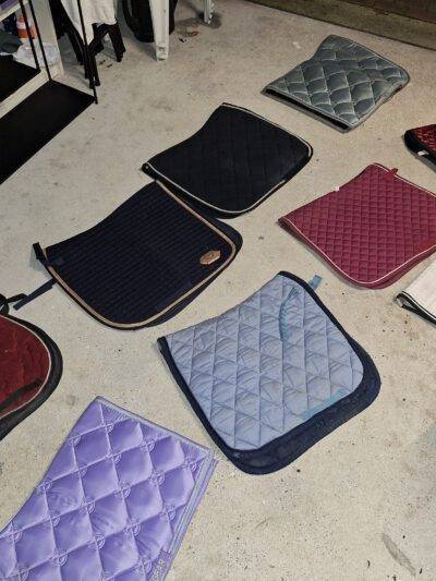 Verschillende dekjes full en pony